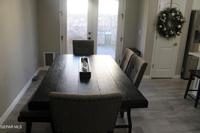 Building Photo - 754 Flexford St