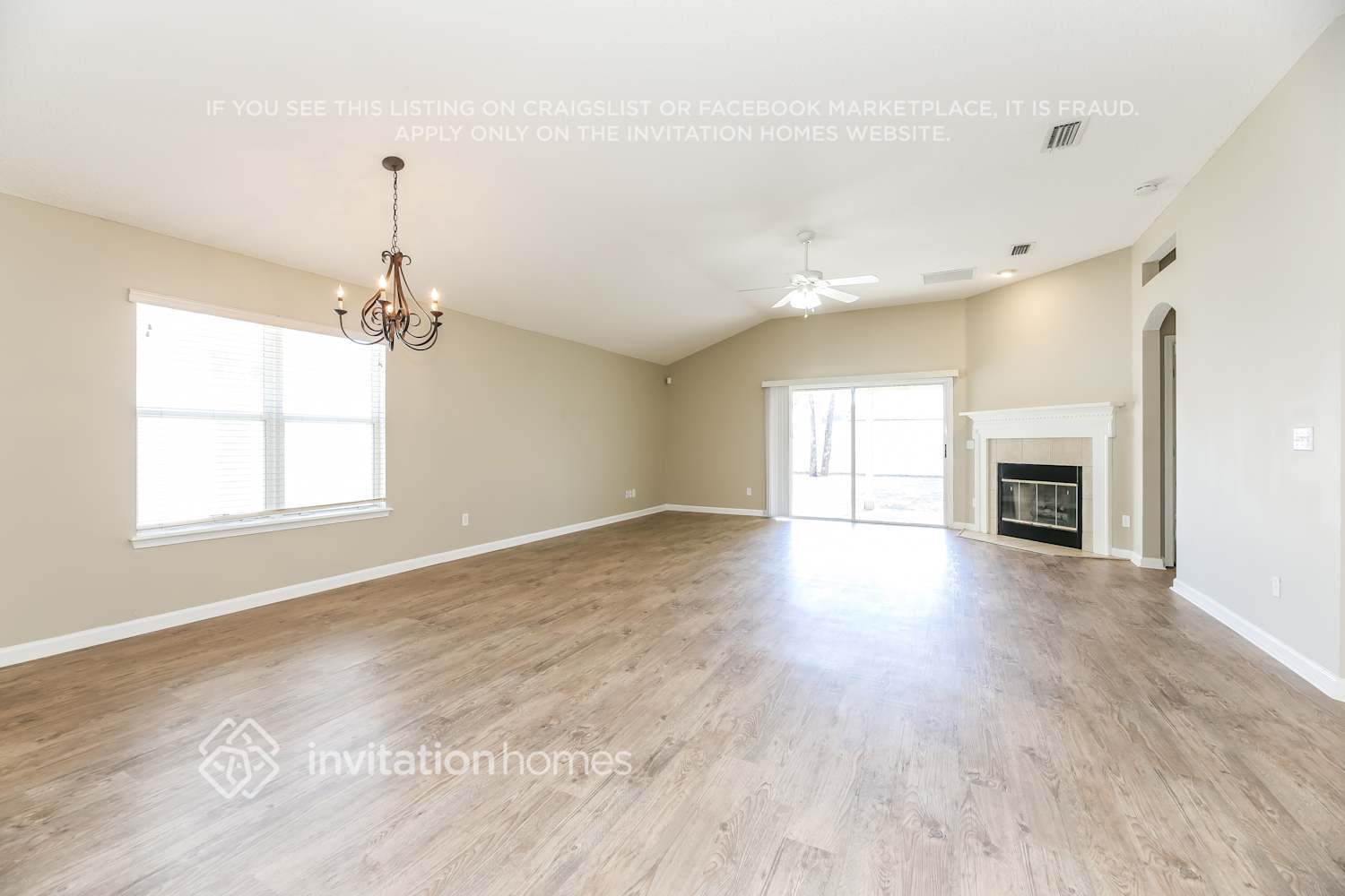 Building Photo - 3675 Blue Wing Ct