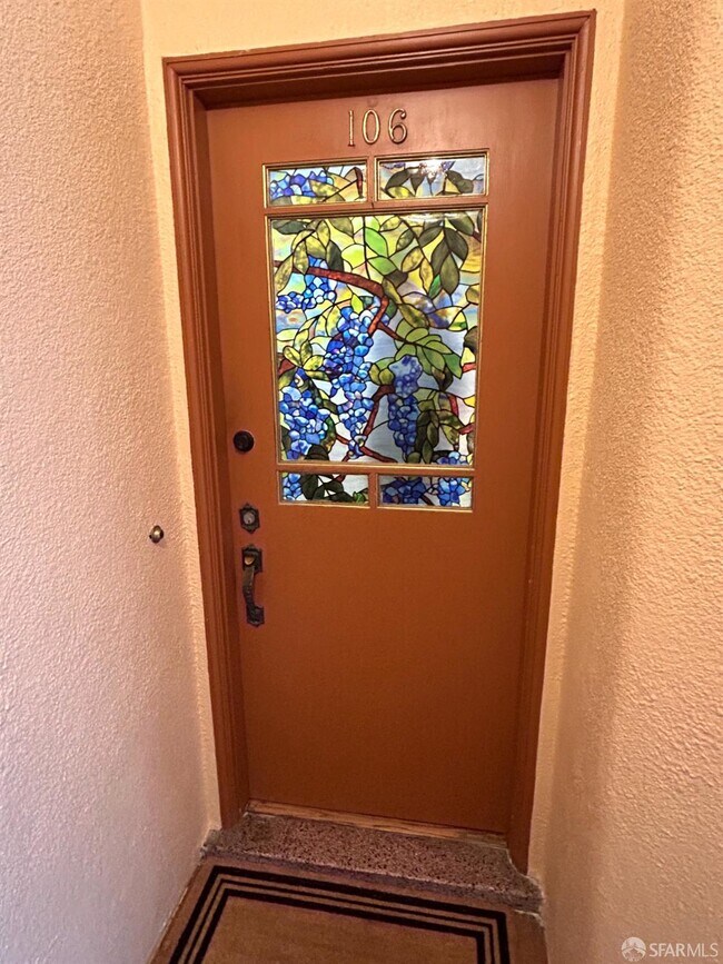 Building Photo - 106 Caselli Ave