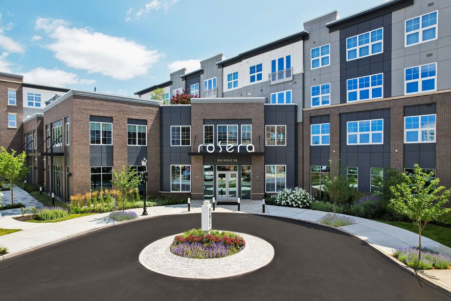 Building Photo - Rosera Wesmont