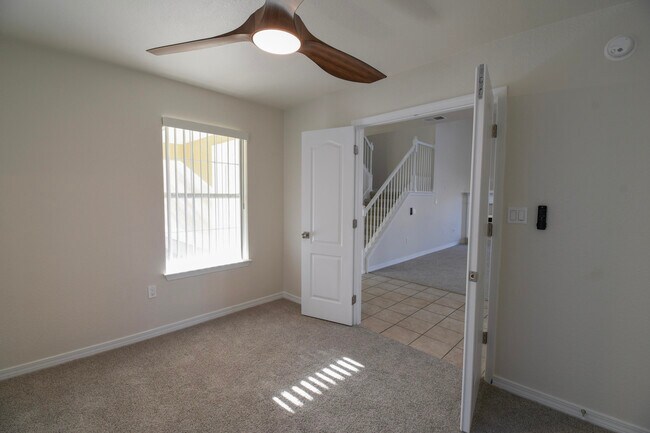 Building Photo - 735 Loblolly Bay Dr
