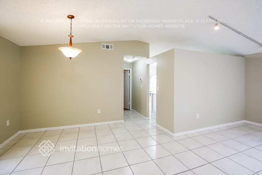 Building Photo - 19226 NW 82nd Cir Ct