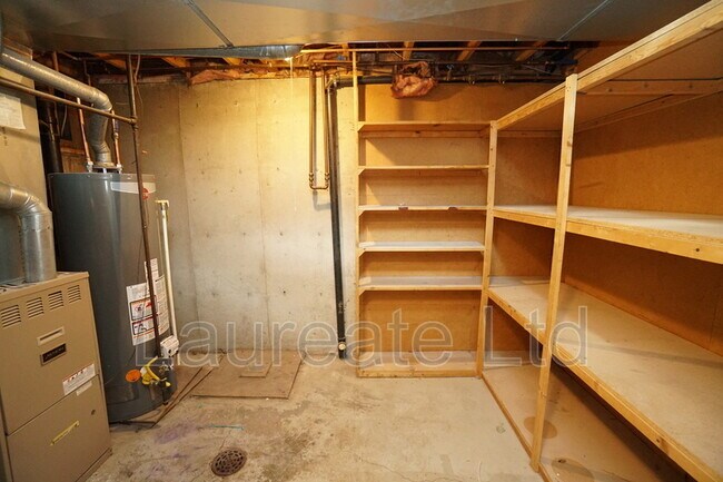 Building Photo - 7843 W Quarto Ave