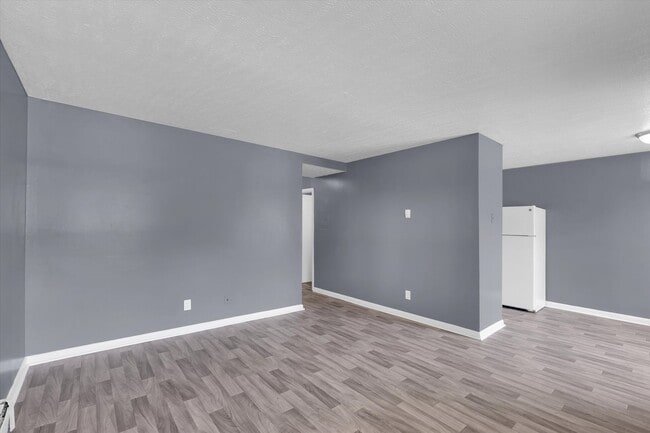 Building Photo - 421 Poplar Level Ct