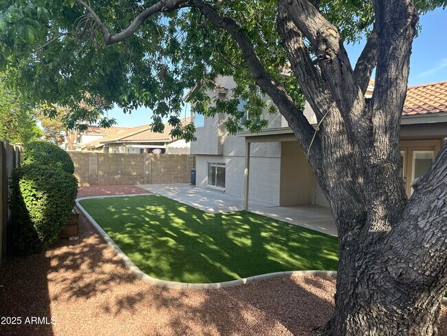 Building Photo - 3192 W Thude Dr