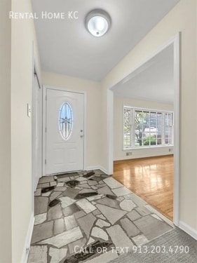 Building Photo - 6001 W 79th St