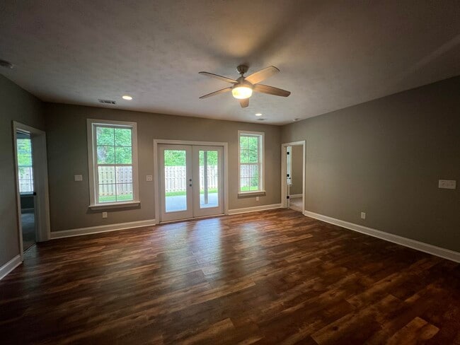 Building Photo - 4239 Windslow Dr