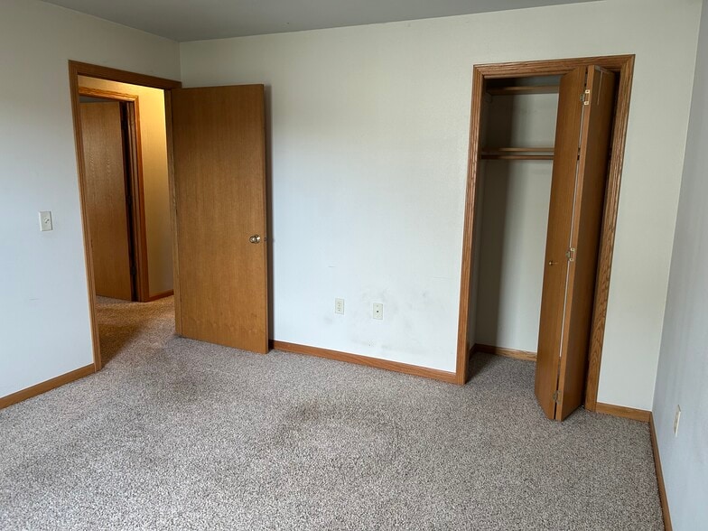 Building Photo - 1434 Watercress Cir
