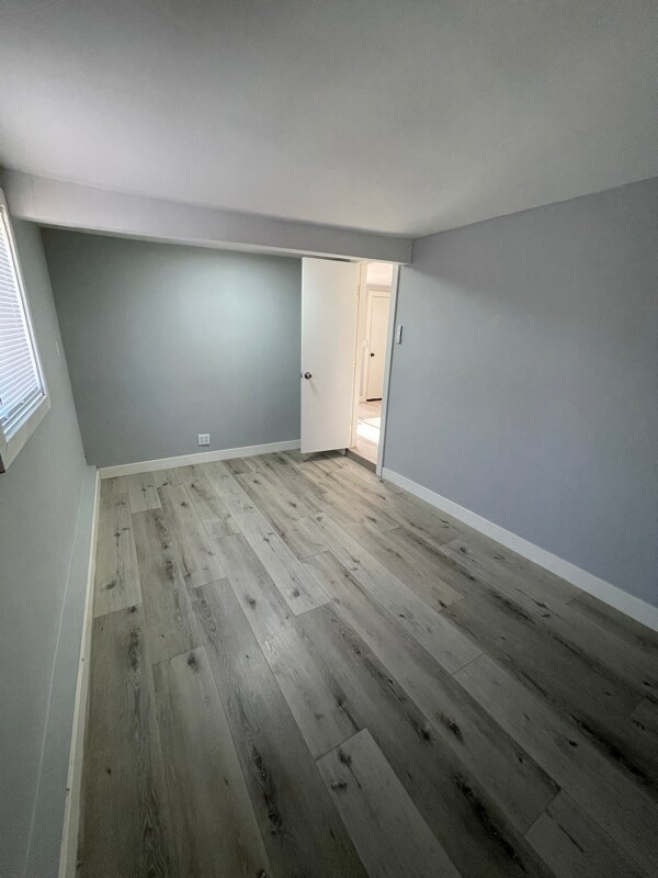 Building Photo - 214 Spruce St