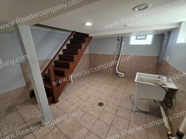 Building Photo - 2 Bedroom / 2 Bath Home Walking Distance to PNW-Hammond Campus