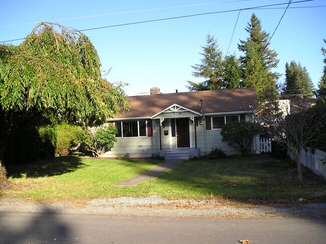 Primary Photo - 808 Warner St
