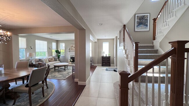 Building Photo - Luxury 4 Bedroom Home in La Costa Greens