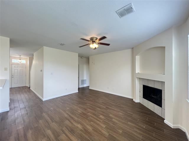 Building Photo - 2323 Dogwood Dr