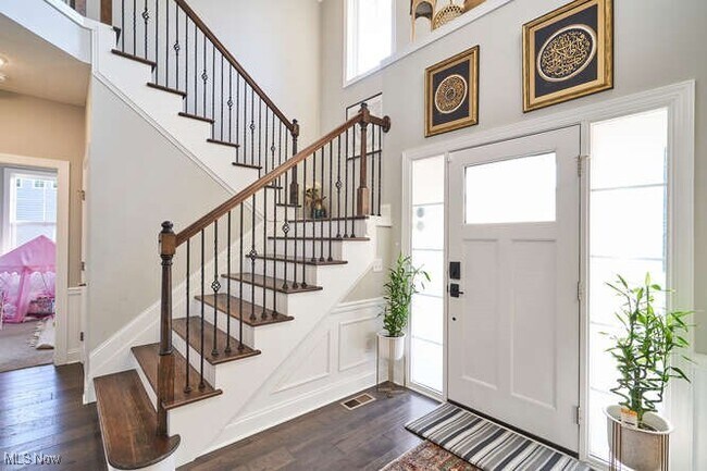 Building Photo - 538 High Point Dr