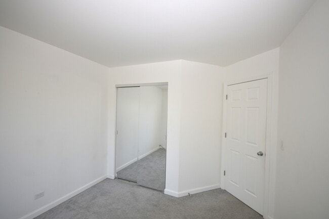 Building Photo - 1644 Stockton Ln