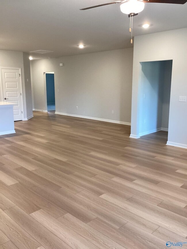 Building Photo - 229 Paca Ln