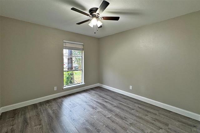 Building Photo - 1713 Kingsbridge Dr