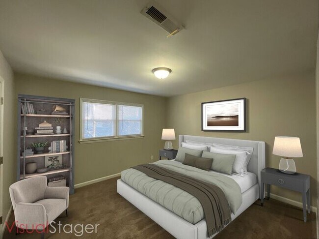 Building Photo - Townhomes at Humboldt Place- Fully renovated and move in ready 2 bedroom unit!