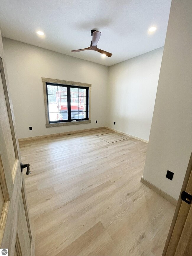 Building Photo - 9000 Kalkaska St