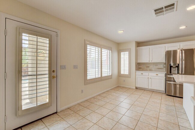 Building Photo - 8913 Arabian Filly Ave