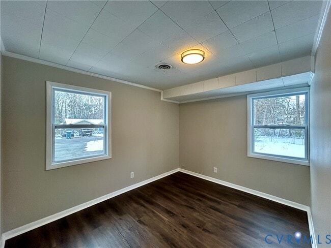 Building Photo - 2000 Milbank Rd