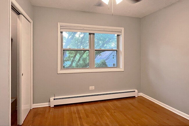 Building Photo - 133 Rockford Ave.