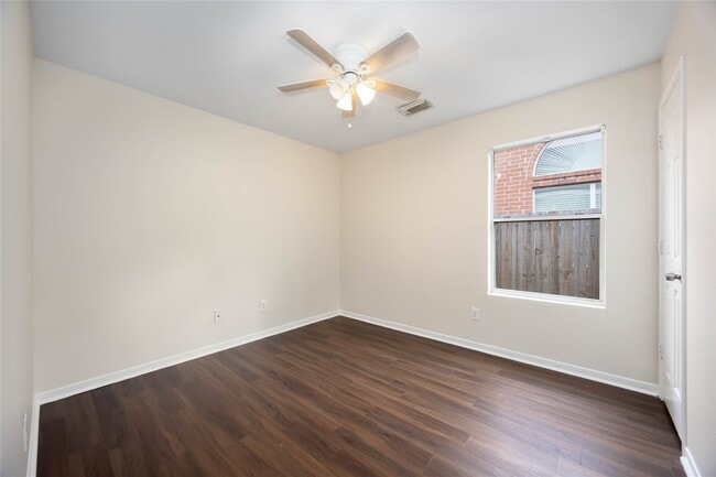 Building Photo - 19551 Dawn Canyon Rd