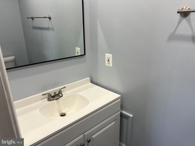 Building Photo - 15019 Ashdale Cir