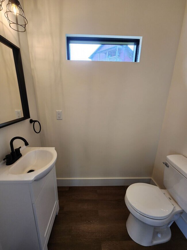 Building Photo - Swannanoa Rental