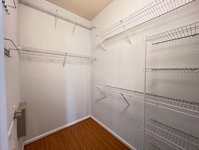 Building Photo - 2484 San Tecla St