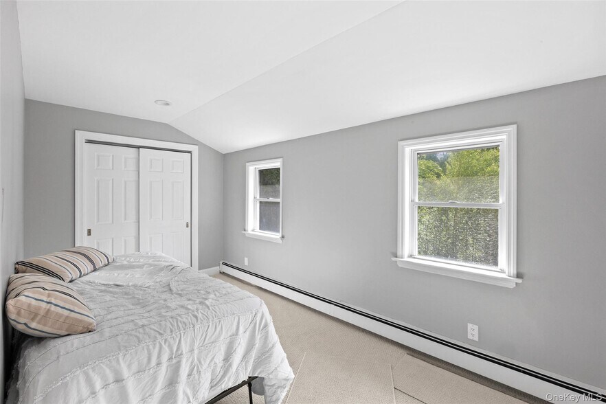 bedroom #3 - 32 Whittier Dr