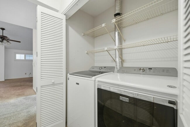 Building Photo - 3031 SE 5th Terrace