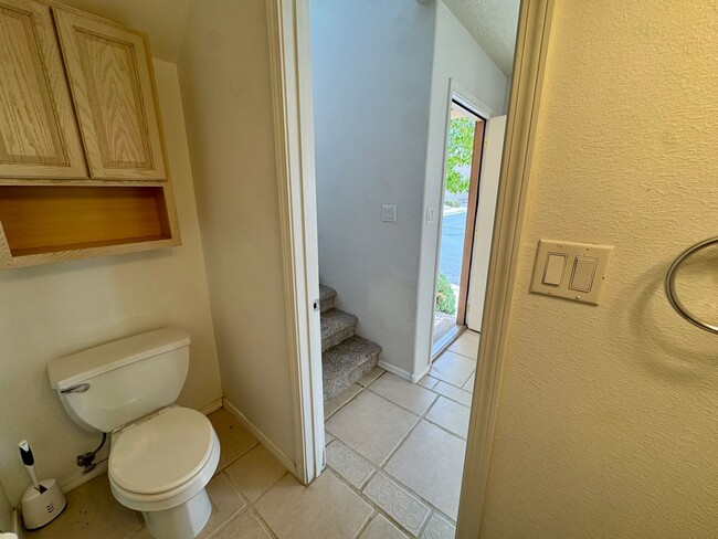 Building Photo - 4361 Altura Vista Ln NE