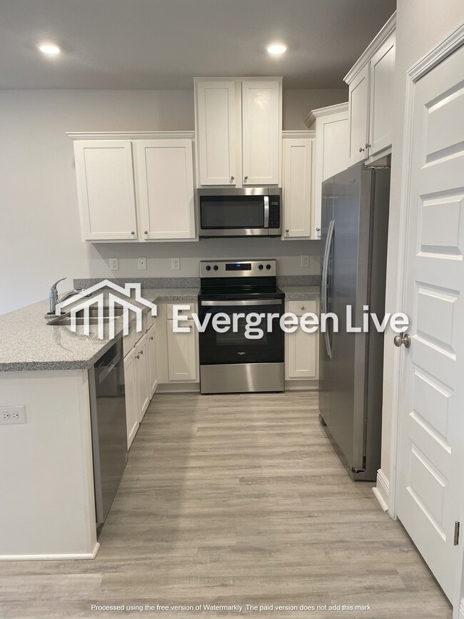 Building Photo - 9857 McLuvin Rd