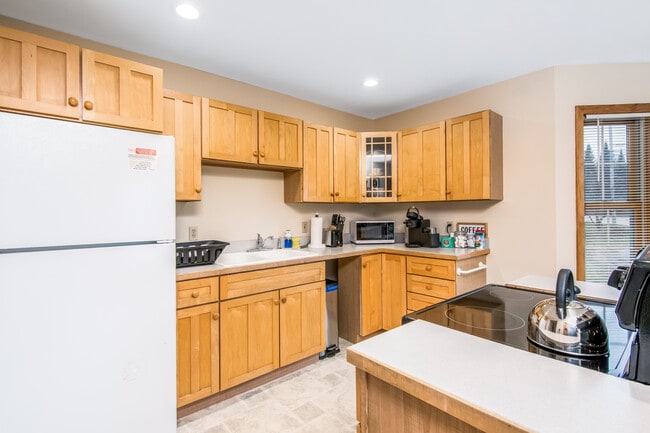 Building Photo - 18 Forgan Ln