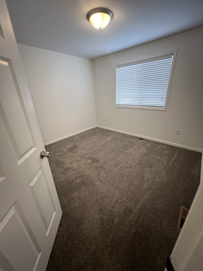 Building Photo - 5866 36th St S