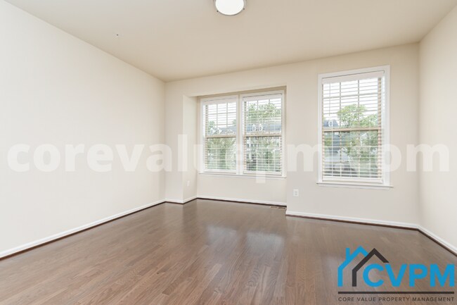 Building Photo - 1216 Acorn Ln