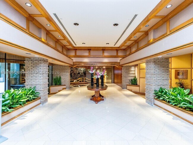 Building Photo - 2 Grove Isle Dr