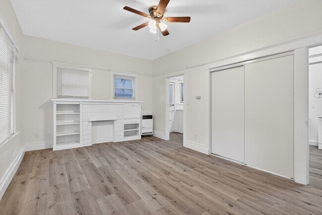 Interior Photo - 1049 E 5th Street