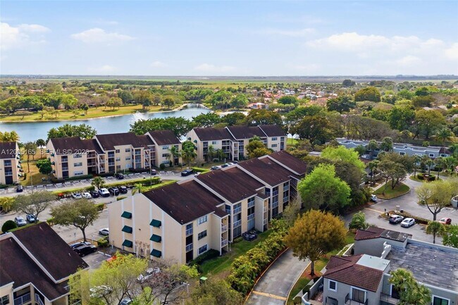 Building Photo - 15325 SW 106th Terrace