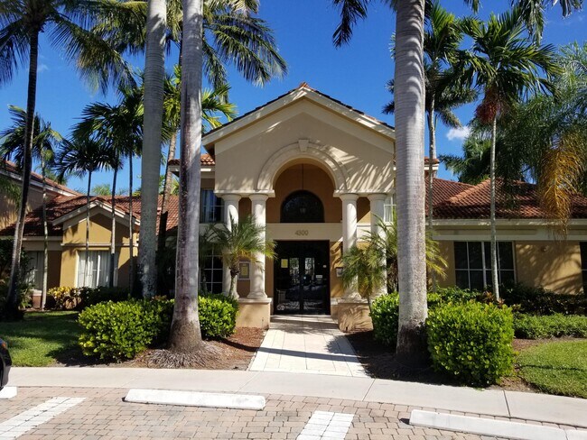 Building Photo - 4240 San Marino Blvd