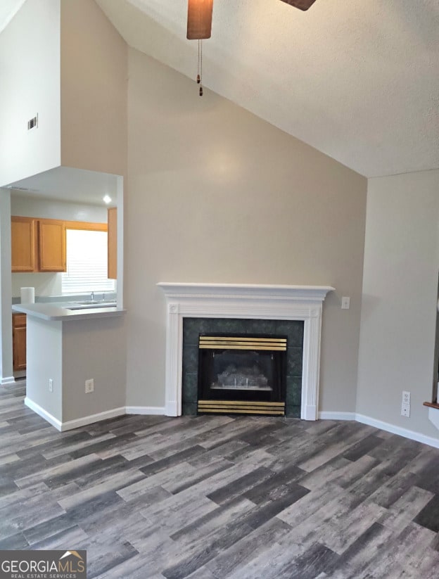 Building Photo - 152 S Fairfield Dr