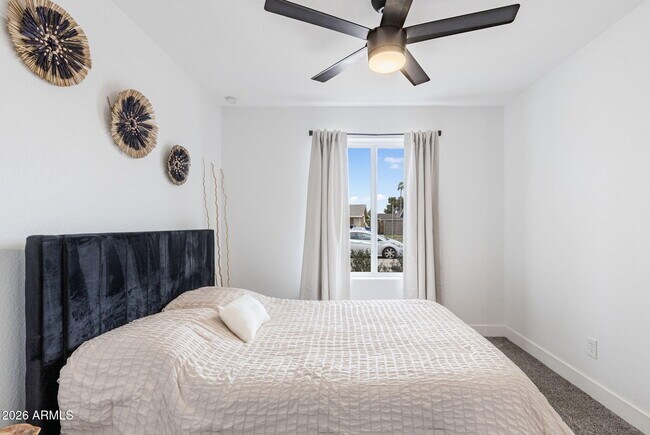 Building Photo - 2529 E Commonwealth Cir