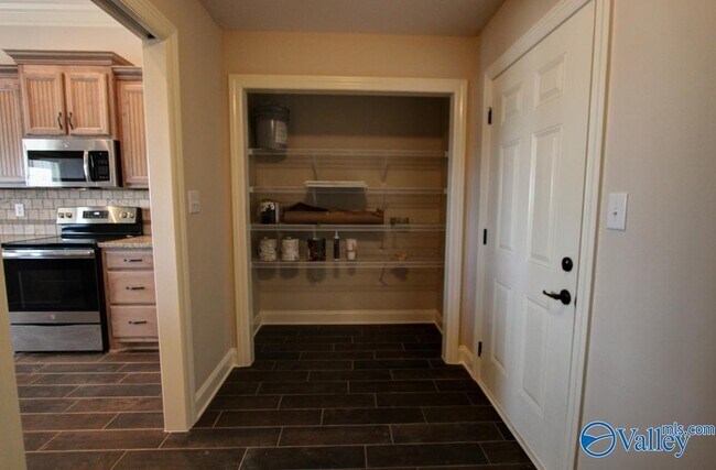 Building Photo - 13728 Callaway Dr