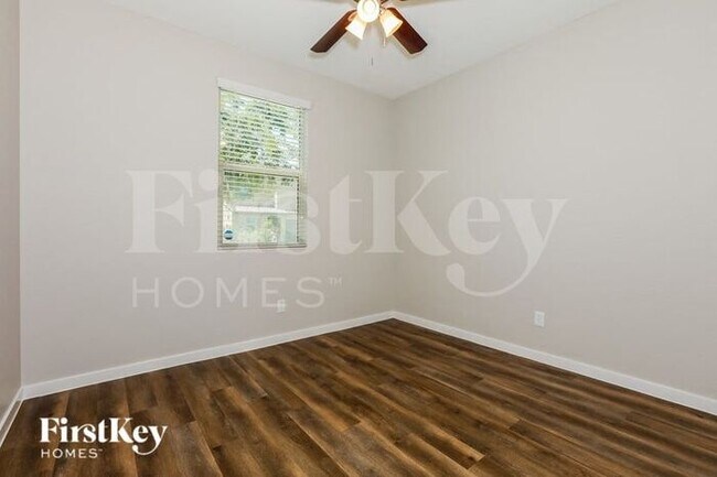 Building Photo - 7200 E Eagle Nest Way