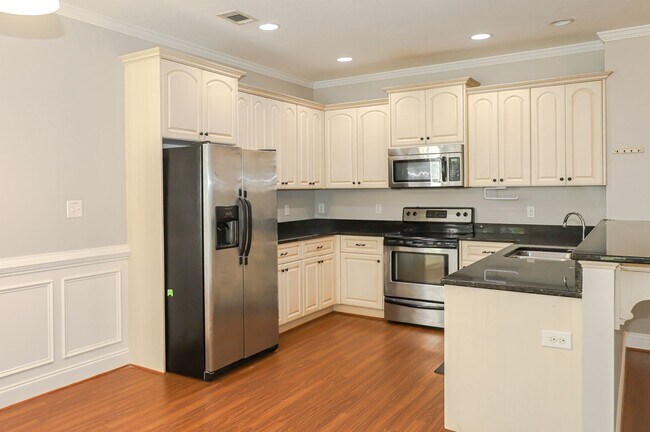 Building Photo - 4453 Galway Dr