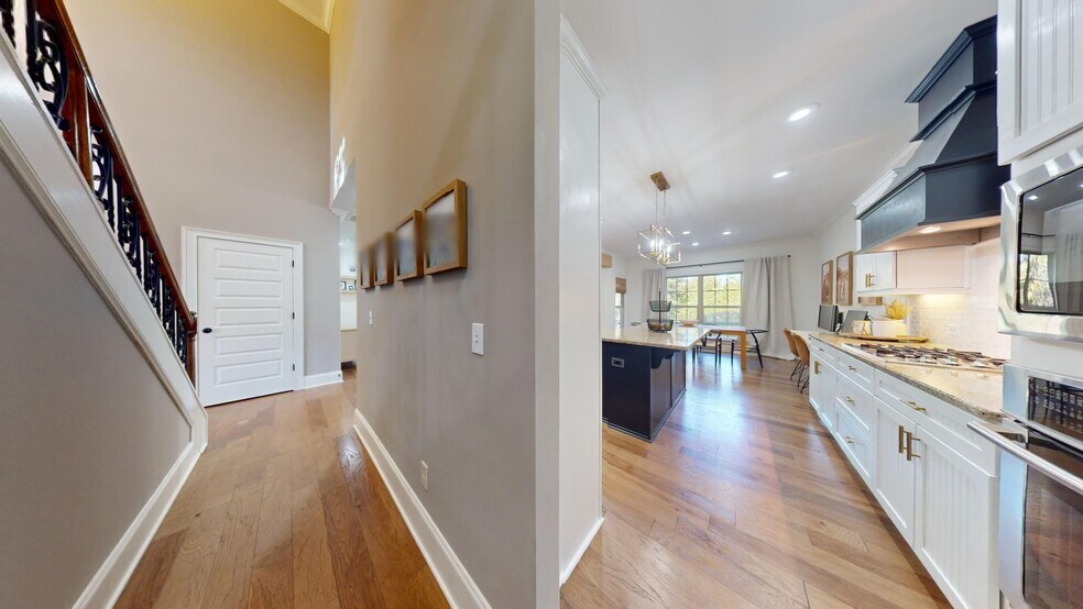 Building Photo - Asheton Lakes