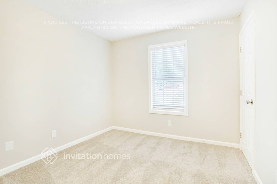 Building Photo - 3835 Wood Path Dr