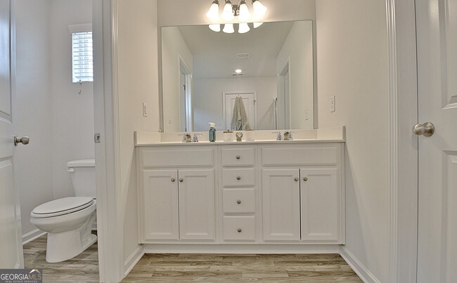 Building Photo - 8077 Rudder Cir