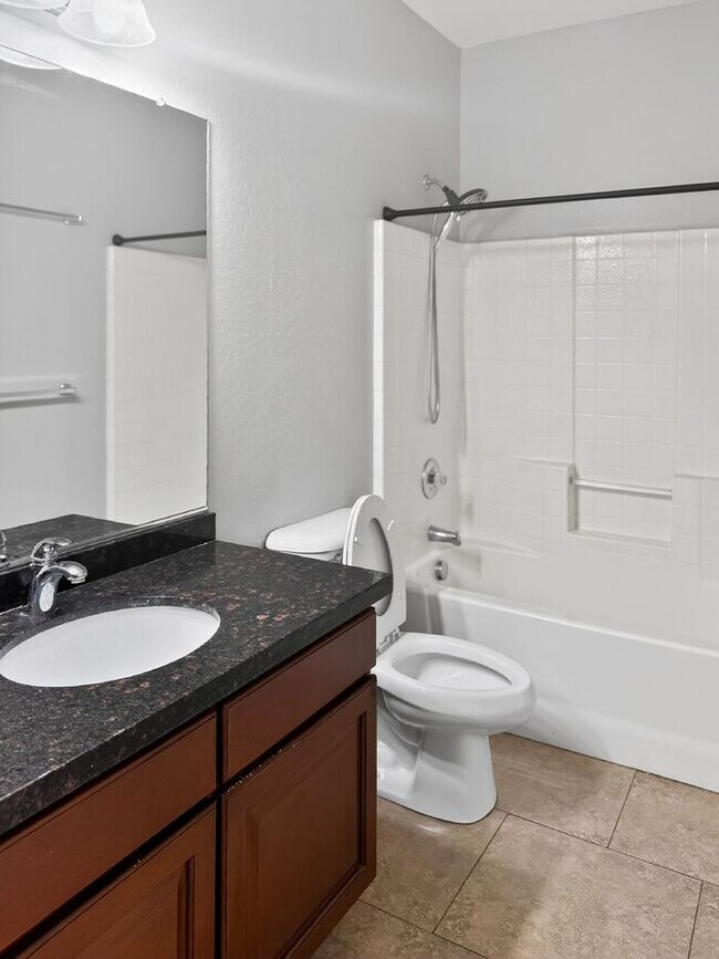 Building Photo - Single level, 4 bed 2 bath in Gilbert